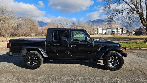 2021 Jeep Gladiator Sport S