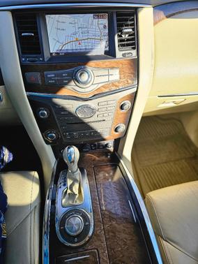 2014 INFINITI QX80 Base