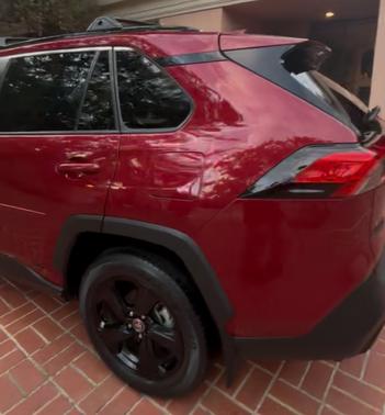 2021 Toyota RAV4 Hybrid XLE Premium