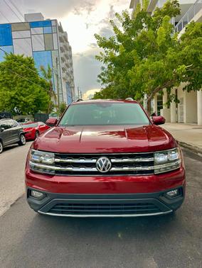 Red 2018 Volkswagen Atlas 3.6L SE w/Technology