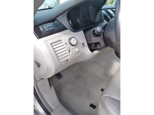2008 Cadillac DTS Luxury II