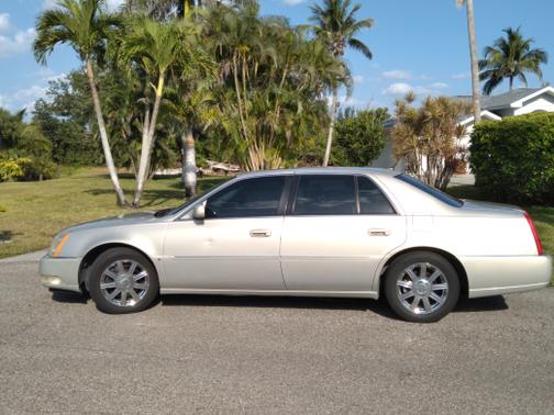 2008 Cadillac DTS Luxury II