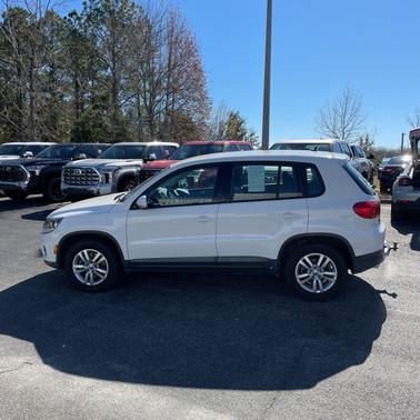 2014 Volkswagen Tiguan Auto SE