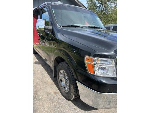 2015 Nissan NV Passenger NV3500 HD SV V6