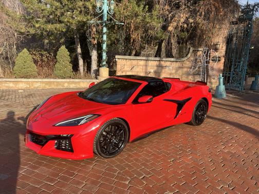 Red 2024 Chevrolet Corvette Z06 w/1LZ