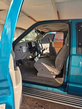 1996 Chevrolet 3500 Cheyenne Extended Cab