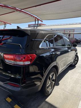 Black 2016 Kia Sorento LX