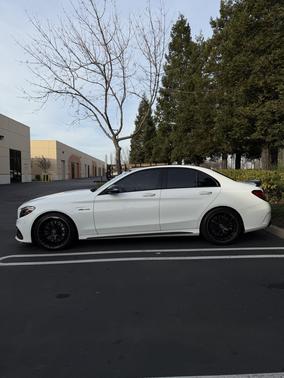 2021 Mercedes-Benz AMG C 63 Base