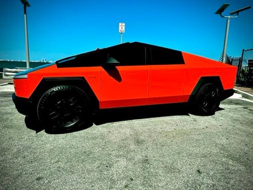 2024 Tesla Cybertruck AWD