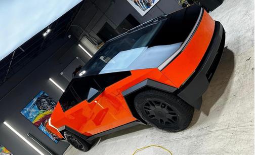 2024 Tesla Cybertruck AWD