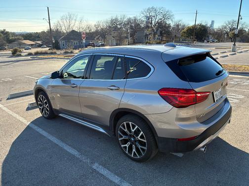 2021 BMW X1 sDrive28i