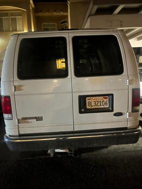White 1998 Ford E150 Base