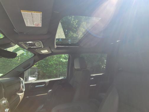 White 2021 GMC Sierra 2500 Denali