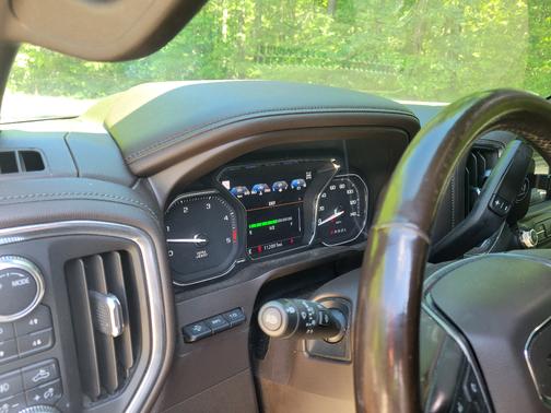 White 2021 GMC Sierra 2500 Denali