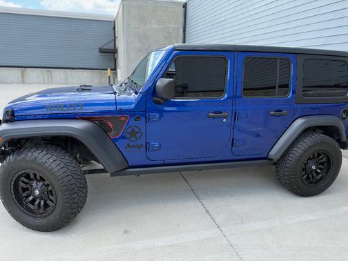 Blue 2020 Jeep Wrangler Unlimited Sport