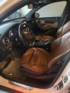 2017 Mercedes-Benz GLC 300 4MATIC