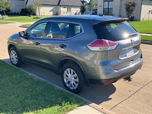 Gray 2016 Nissan Rogue S
