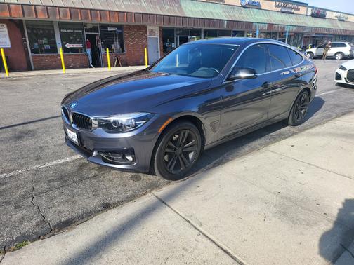 2018 BMW 330 Gran Turismo i xDrive