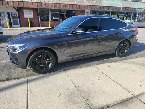 2018 BMW 330 Gran Turismo i xDrive