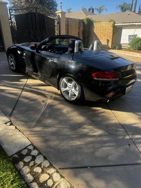Black 2012 BMW Z4 sDrive28i