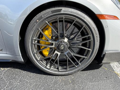 2026 Porsche 911 911 Turbo S Cabriolet