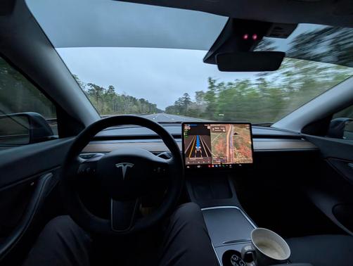 Gray 2022 Tesla Model Y Long Range