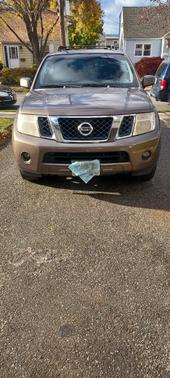 2008 Nissan Pathfinder SE