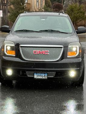 Black 2012 GMC Yukon XL Denali