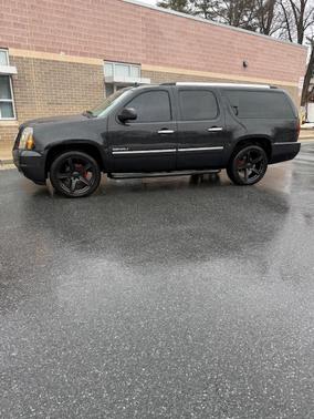 Black 2012 GMC Yukon XL Denali