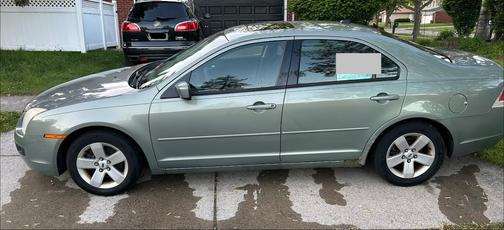Green 2008 Ford Fusion SE