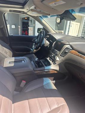 White 2016 GMC Yukon XL Denali