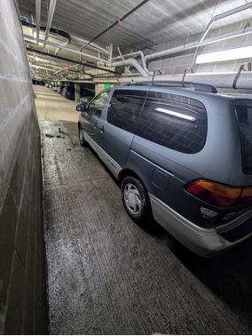 2000 Toyota Sienna XLE