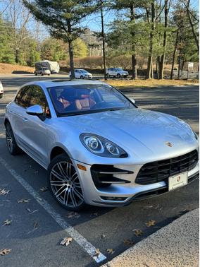 2015 Porsche Macan Turbo