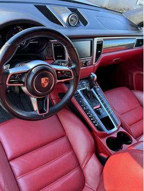2015 Porsche Macan Turbo