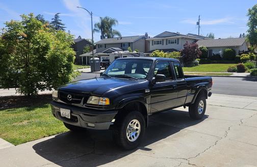 2003 Mazda B3000 DS Cab Plus