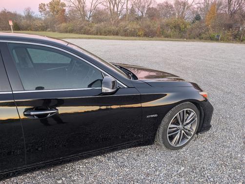 2014 INFINITI Q50 Hybrid Sport