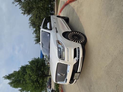 White 2018 Lincoln Navigator L Black Label