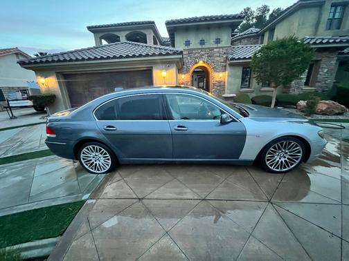 Blue 2006 BMW 750 Li