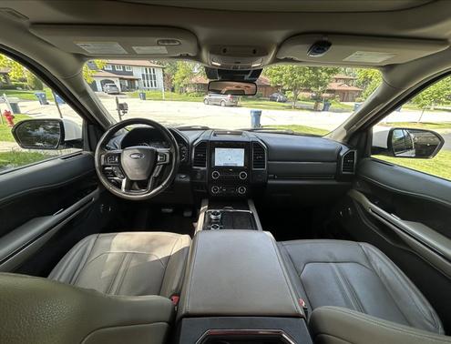 White 2018 Ford Expedition Limited
