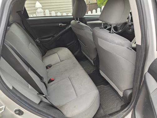 2010 Toyota Matrix Base