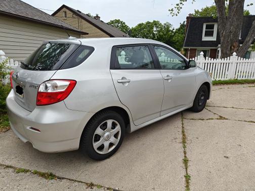2010 Toyota Matrix Base