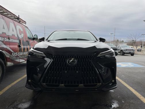 2025 Lexus NX 450h+ Luxury AWD