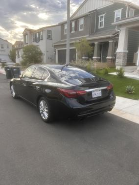 Black 2018 INFINITI Q50 3.0t LUXE