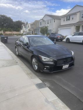 Black 2018 INFINITI Q50 3.0t LUXE