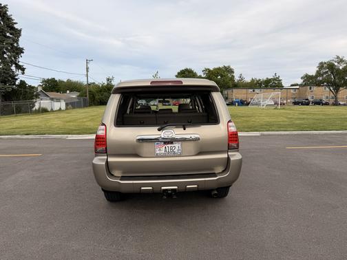 Brown 2006 Toyota 4Runner SR5