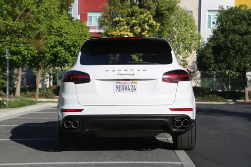 2017 Porsche Cayenne E-Hybrid S Platinum Edition