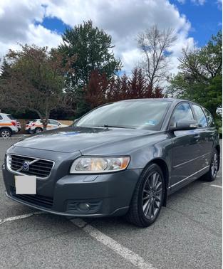Gray 2010 Volvo V50 2.4i