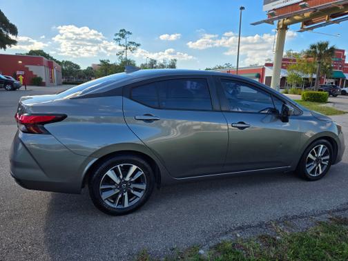 2020 Nissan Versa 1.6 SV