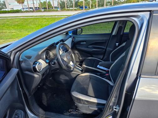2020 Nissan Versa 1.6 SV