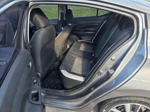 2020 Nissan Versa 1.6 SV